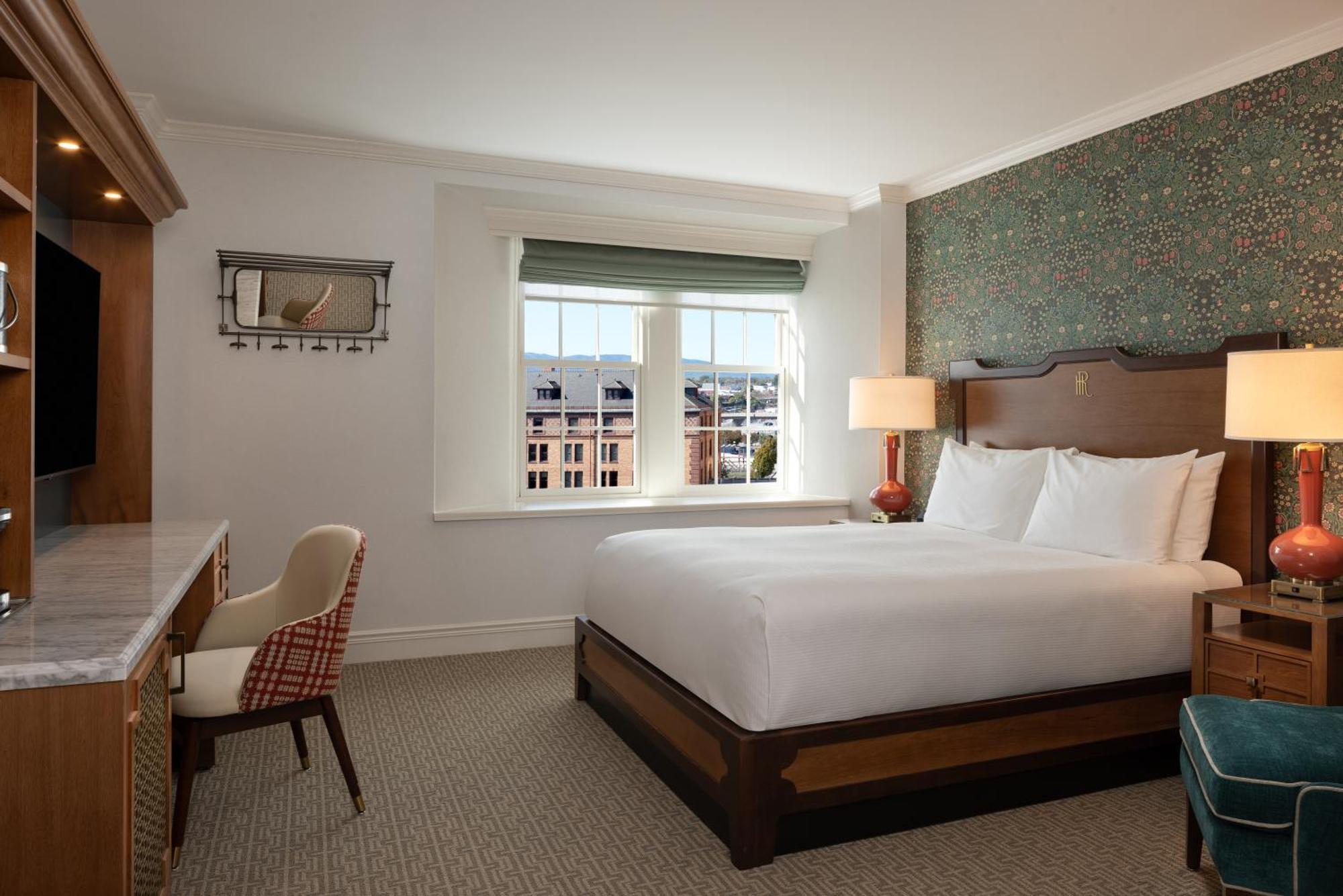 Hotel Roanoke & Conference Center, Curio Collection By Hilton Экстерьер фото
