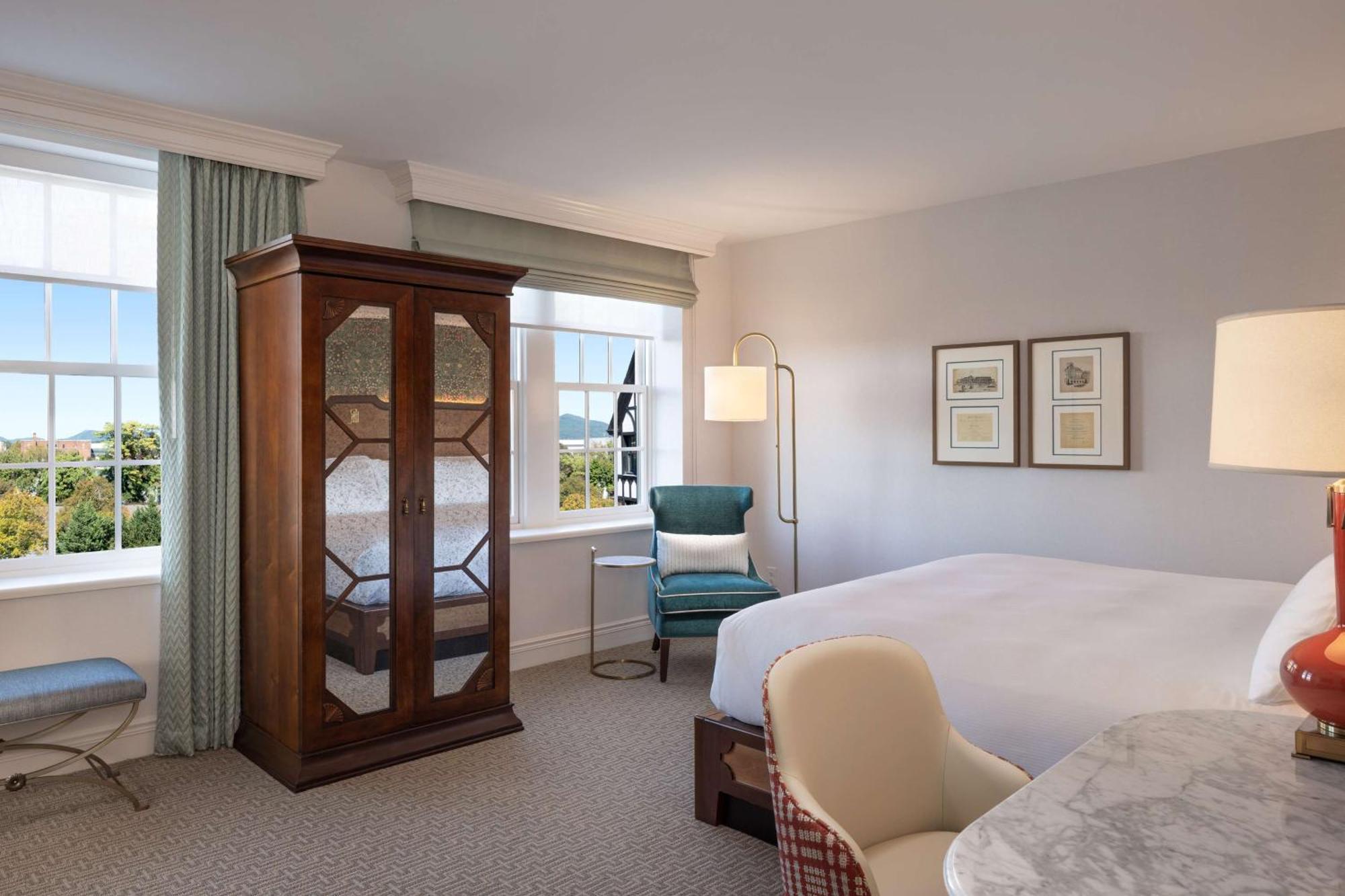 Hotel Roanoke & Conference Center, Curio Collection By Hilton Экстерьер фото